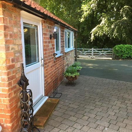 Crossways Self-Catering Cottage - Self Contained East Ravendale Exteriör bild