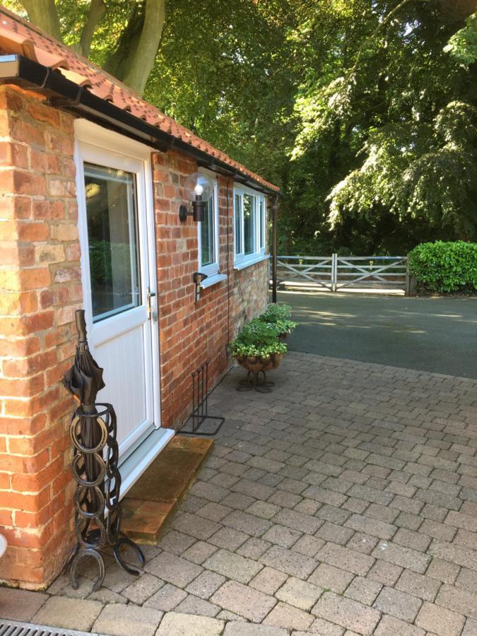 Crossways Self-Catering Cottage - Self Contained East Ravendale Exteriör bild